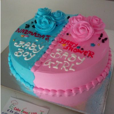 Pastel Blue x Pink Macarons Meringue Gender Reveal Cake – Honeypeachsg  Bakery