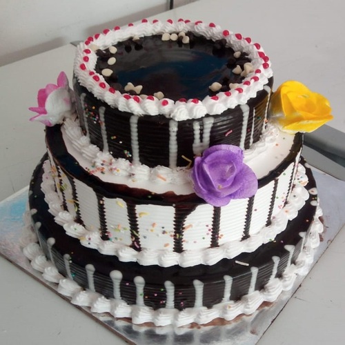Four Step Cake for Wedding online delivery in India - Expressluv