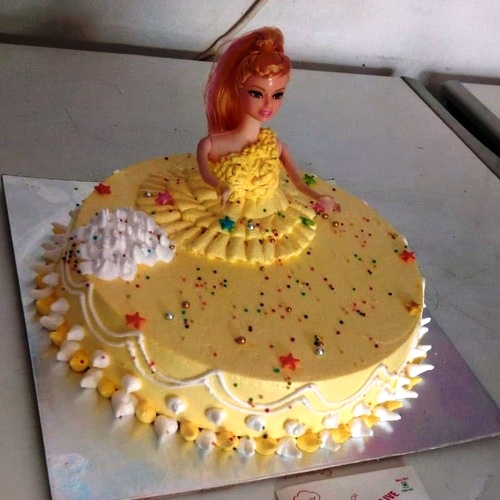 Barbie Doll Themed Birthday Cake For Girls